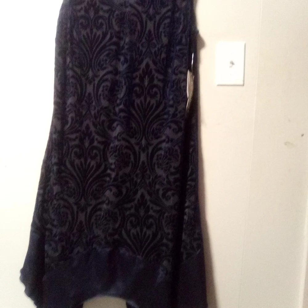 LUXOLOGY ladies blue hi-low dress. Size 14W.  NWT - Picture 5 of 11